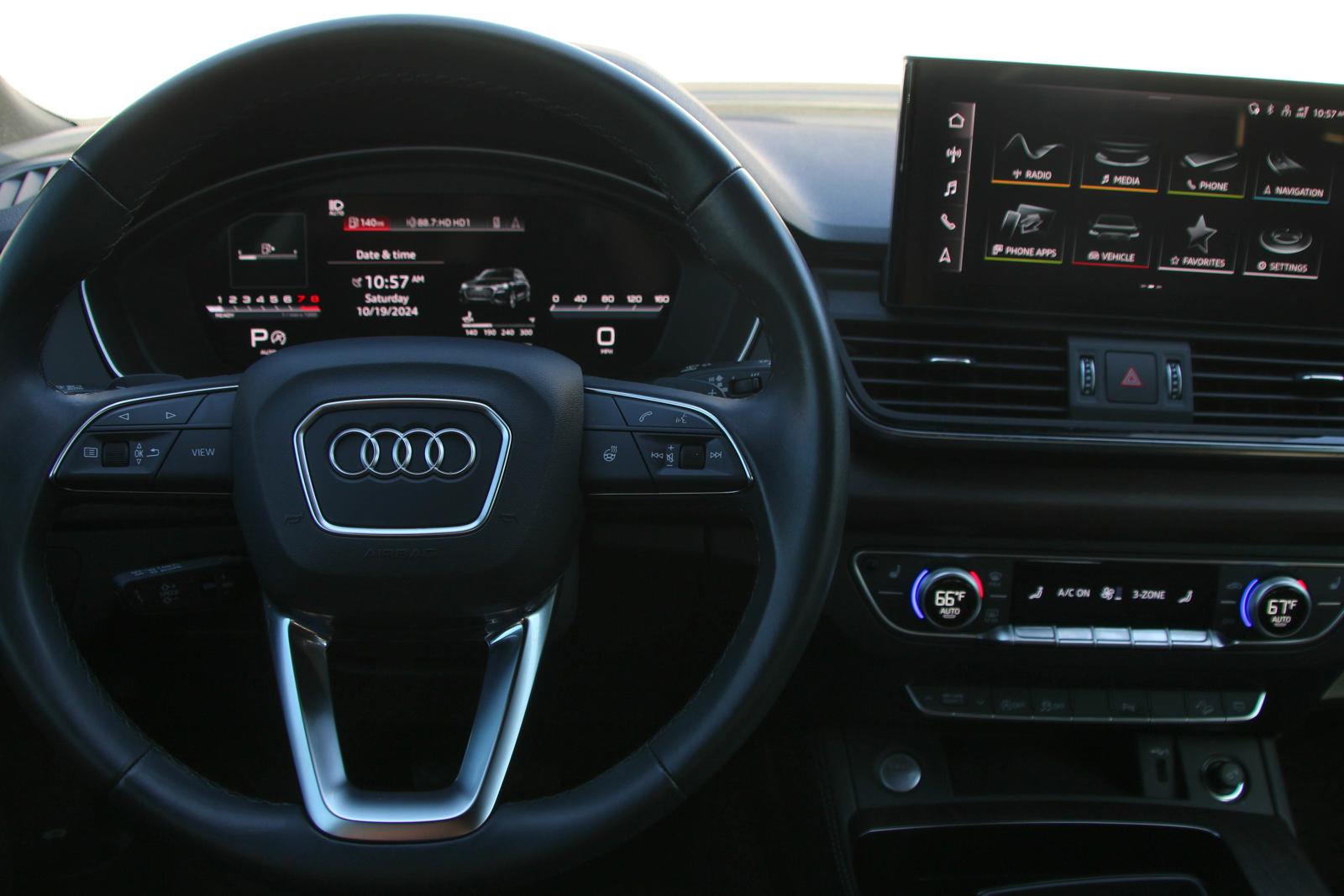 2023 Audi Q5 Sportback Vehicle Photo in SUGAR LAND, TX 77478