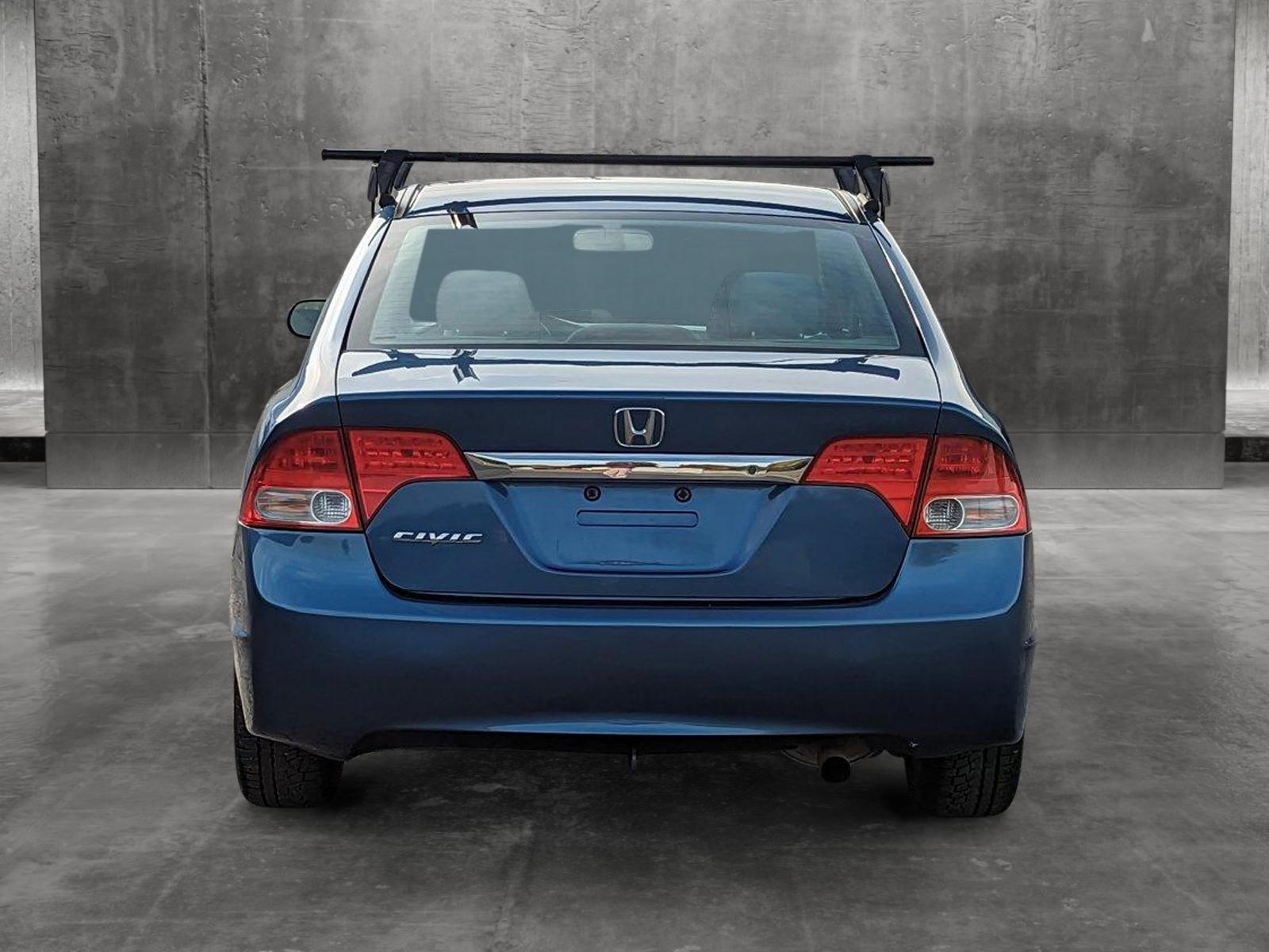 2009 Honda Civic Sedan Vehicle Photo in Spokane Valley, WA 99206