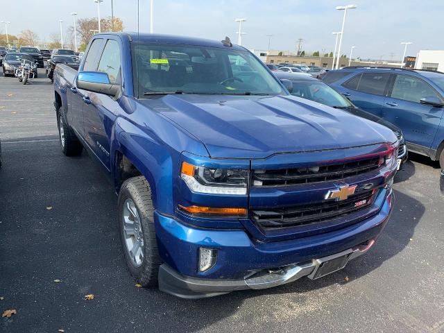 2017 Chevrolet Silverado 1500 Vehicle Photo in APPLETON, WI 54914-4656