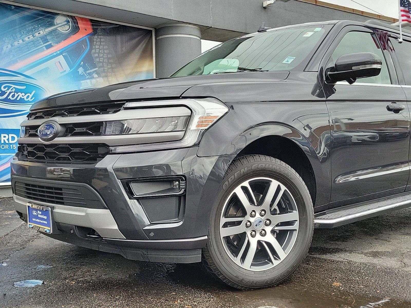 2023 Ford Expedition Vehicle Photo in Plainfield, IL 60586