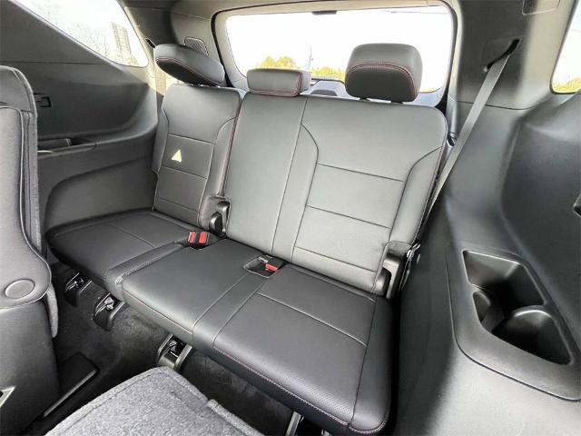 2025 Chevrolet Traverse Vehicle Photo in ALCOA, TN 37701-3235