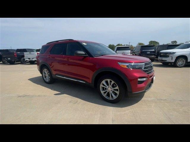 Used 2020 Ford Explorer XLT with VIN 1FMSK8DH8LGA90930 for sale in Centralia, MO