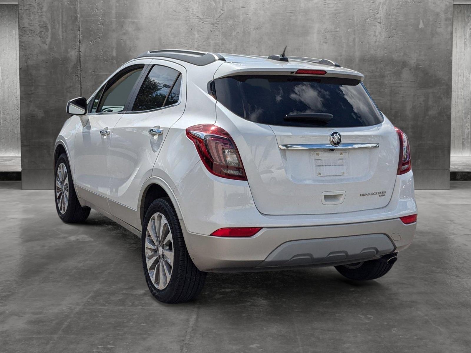 2020 Buick Encore Vehicle Photo in Miami, FL 33015