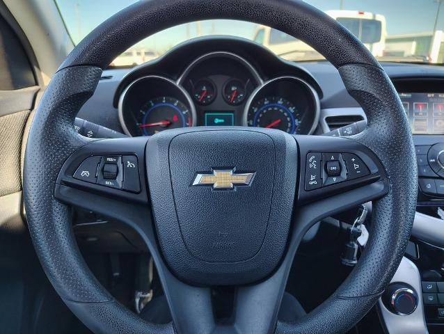 2015 Chevrolet Cruze Vehicle Photo in GREEN BAY, WI 54304-5303