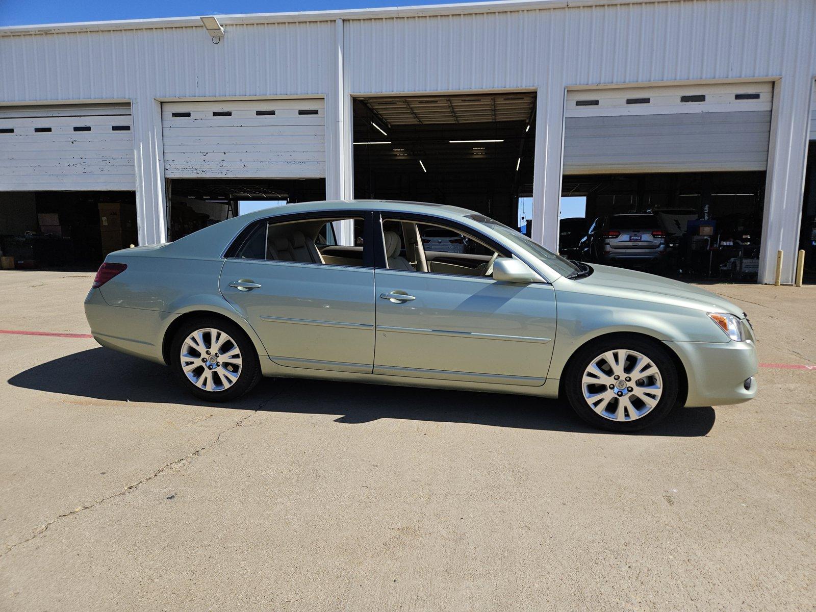 2009 Toyota Avalon Vehicle Photo in NORTH RICHLAND HILLS, TX 76180-7199