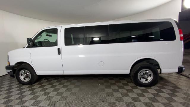 2018 Chevrolet Express Passenger Vehicle Photo in ALLIANCE, OH 44601-4622