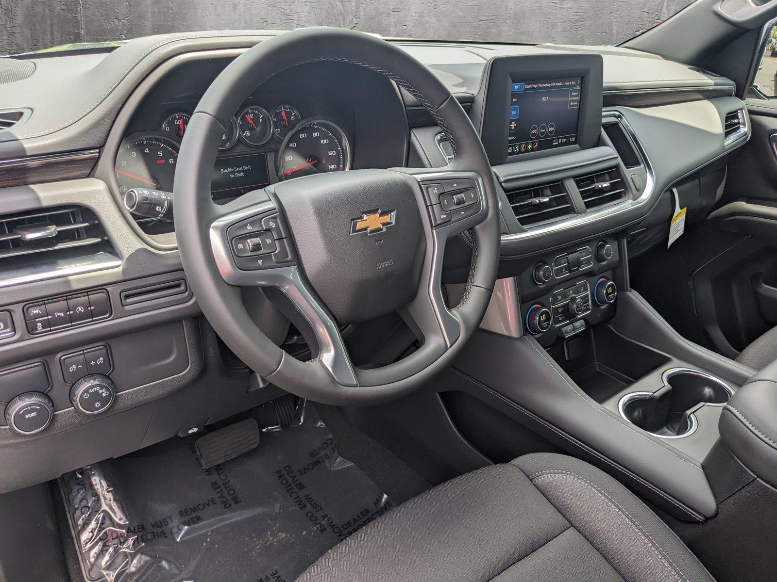 2024 Chevrolet Tahoe Vehicle Photo in GREENACRES, FL 33463-3207