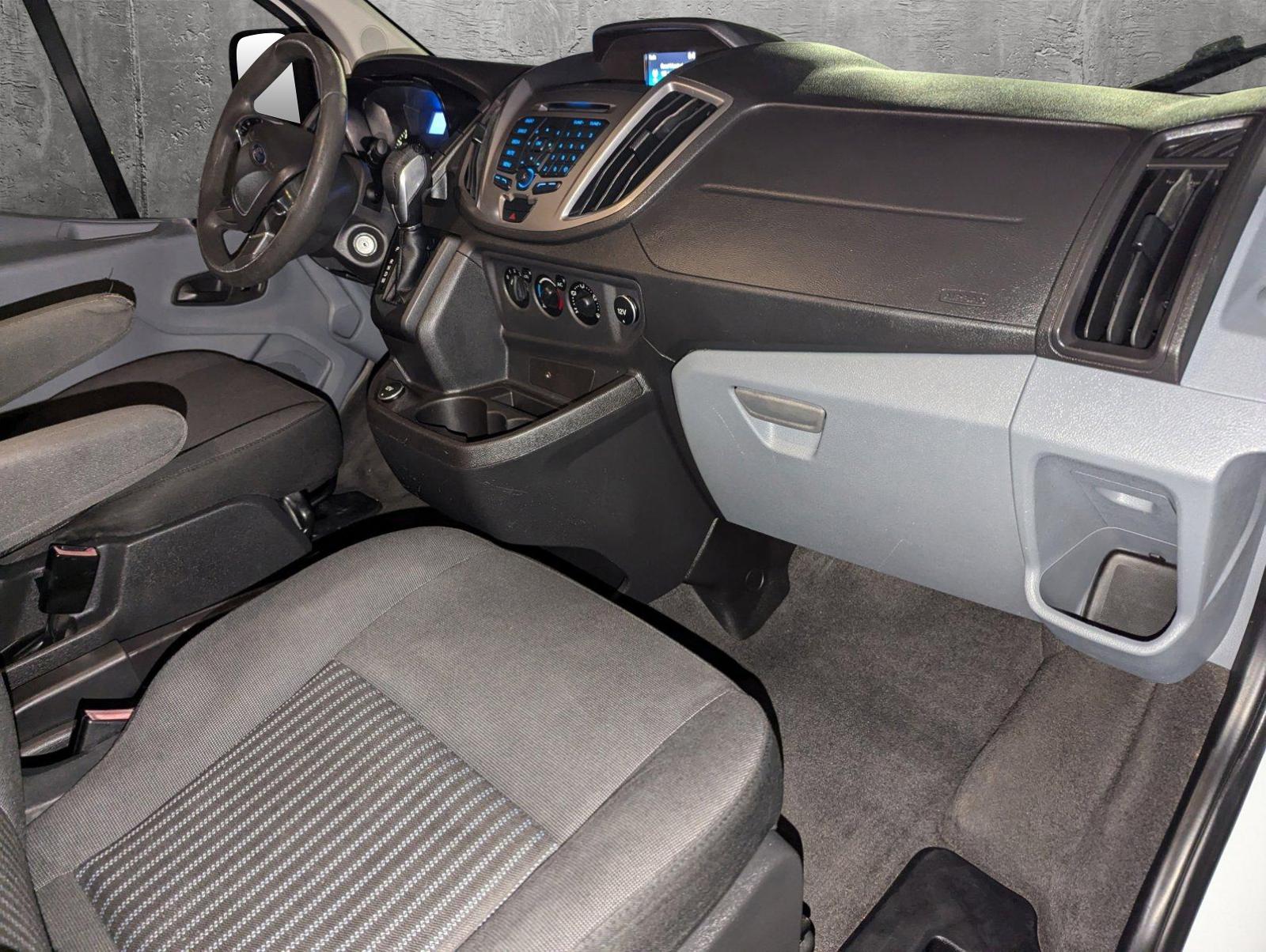 2017 Ford Transit Wagon Vehicle Photo in PEMBROKE PINES, FL 33024-6534