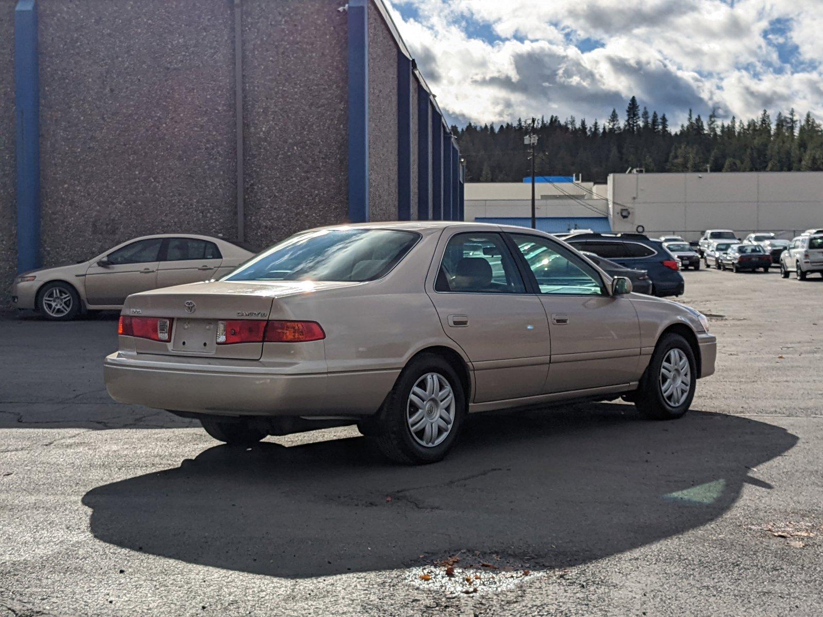 2001 Toyota Camry Vehicle Photo in Spokane Valley, WA 99212