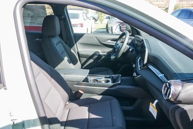 2025 Chevrolet Equinox Vehicle Photo in VENTURA, CA 93003-8585