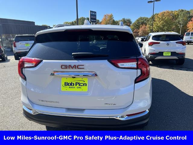 2022 GMC Terrain Vehicle Photo in CHICOPEE, MA 01020-5001