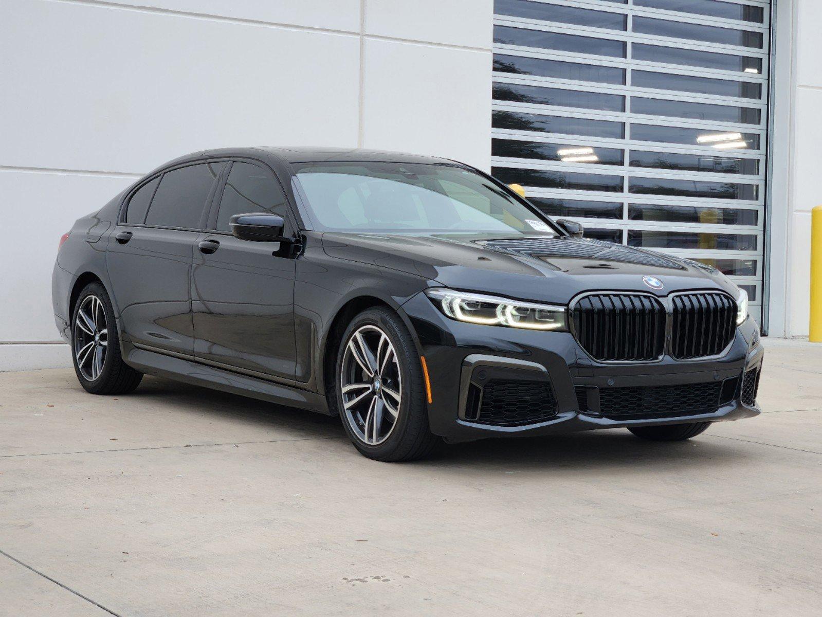 2022 BMW 740i Vehicle Photo in PLANO, TX 75024