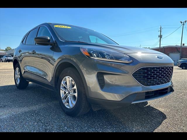 Used 2022 Ford Escape SE with VIN 1FMCU9G60NUA65586 for sale in Selma, AL