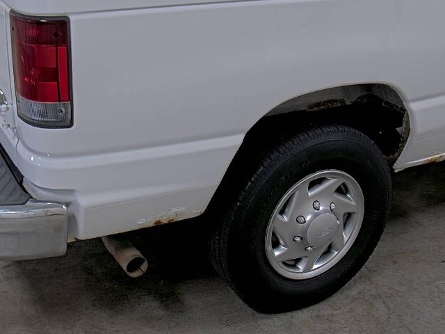 2010 Ford Econoline Cargo Van Vehicle Photo in HANNIBAL, MO 63401-5401