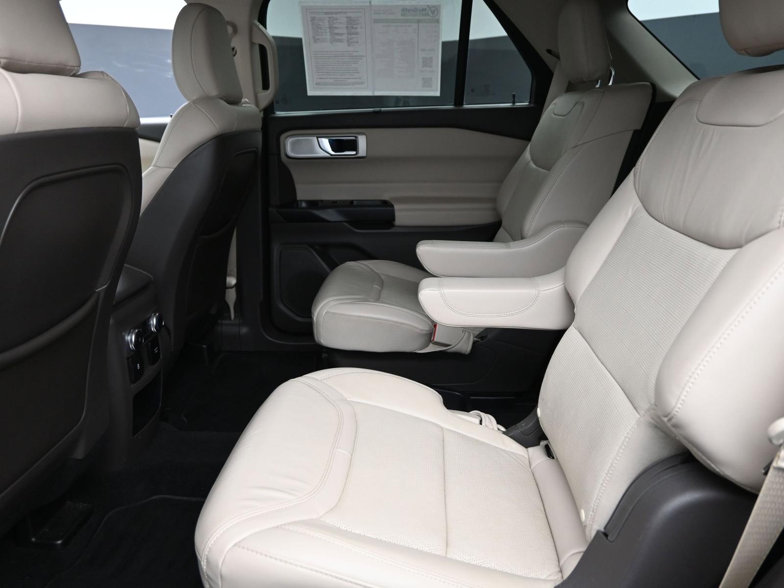 2020 Ford Explorer Vehicle Photo in Cedar Rapids, IA 52402