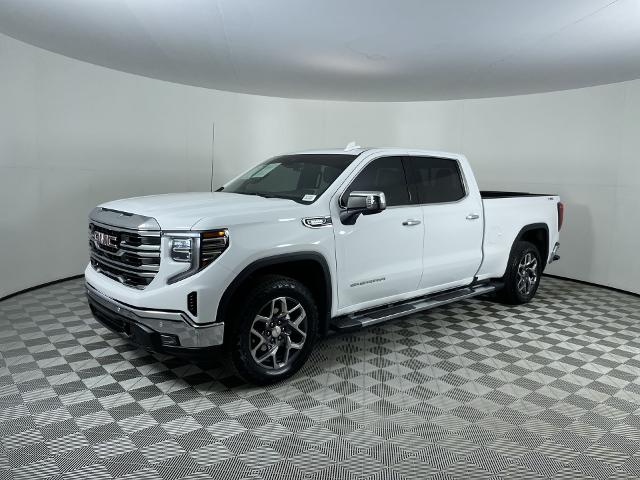 2024 GMC Sierra 1500 Vehicle Photo in GILBERT, AZ 85297-0402