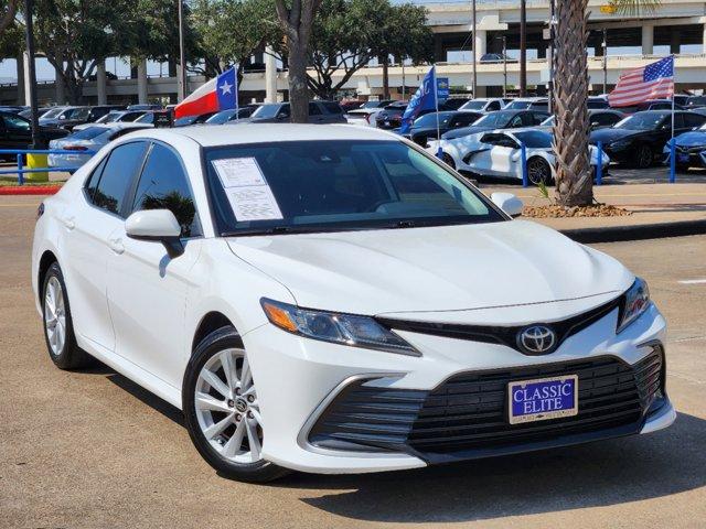 2022 Toyota Camry Vehicle Photo in SUGAR LAND, TX 77478-0000