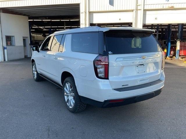 2022 Chevrolet Suburban Vehicle Photo in ENGLEWOOD, CO 80113-6708