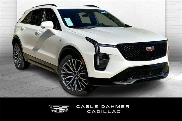 2024 Cadillac XT4 Vehicle Photo in KANSAS CITY, MO 64114-4545