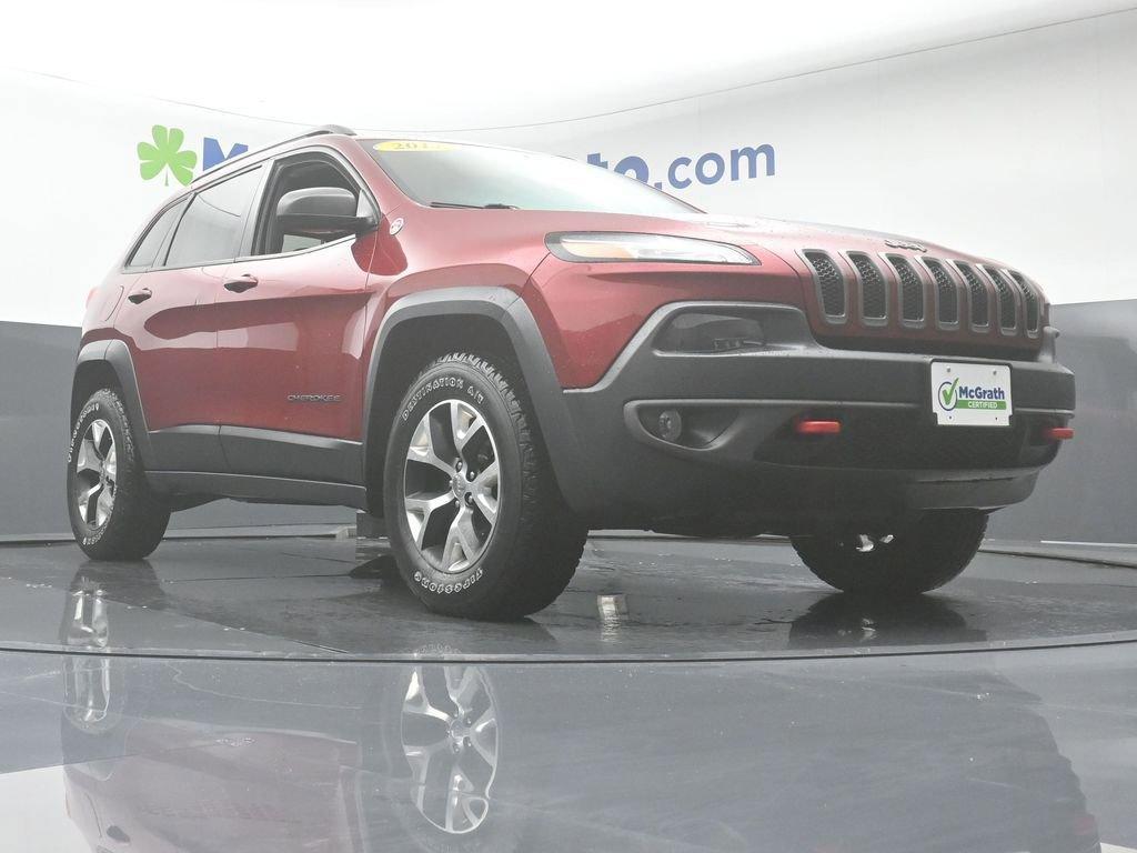 2017 Jeep Cherokee Vehicle Photo in Cedar Rapids, IA 52402