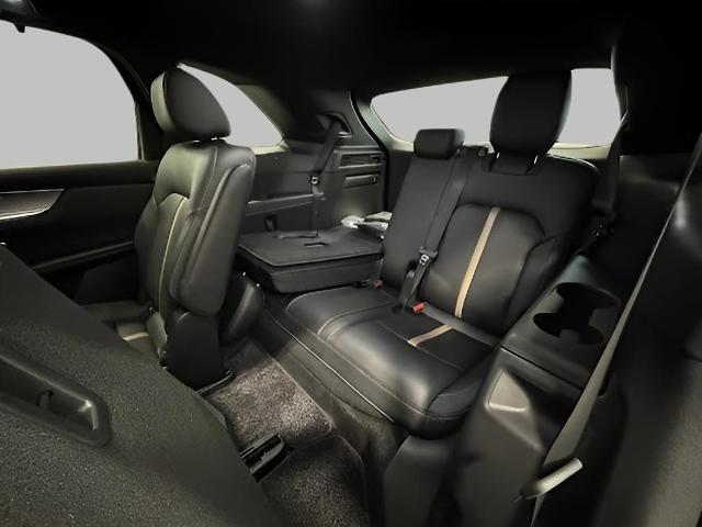 2025 Mazda CX-90 Vehicle Photo in Green Bay, WI 54304