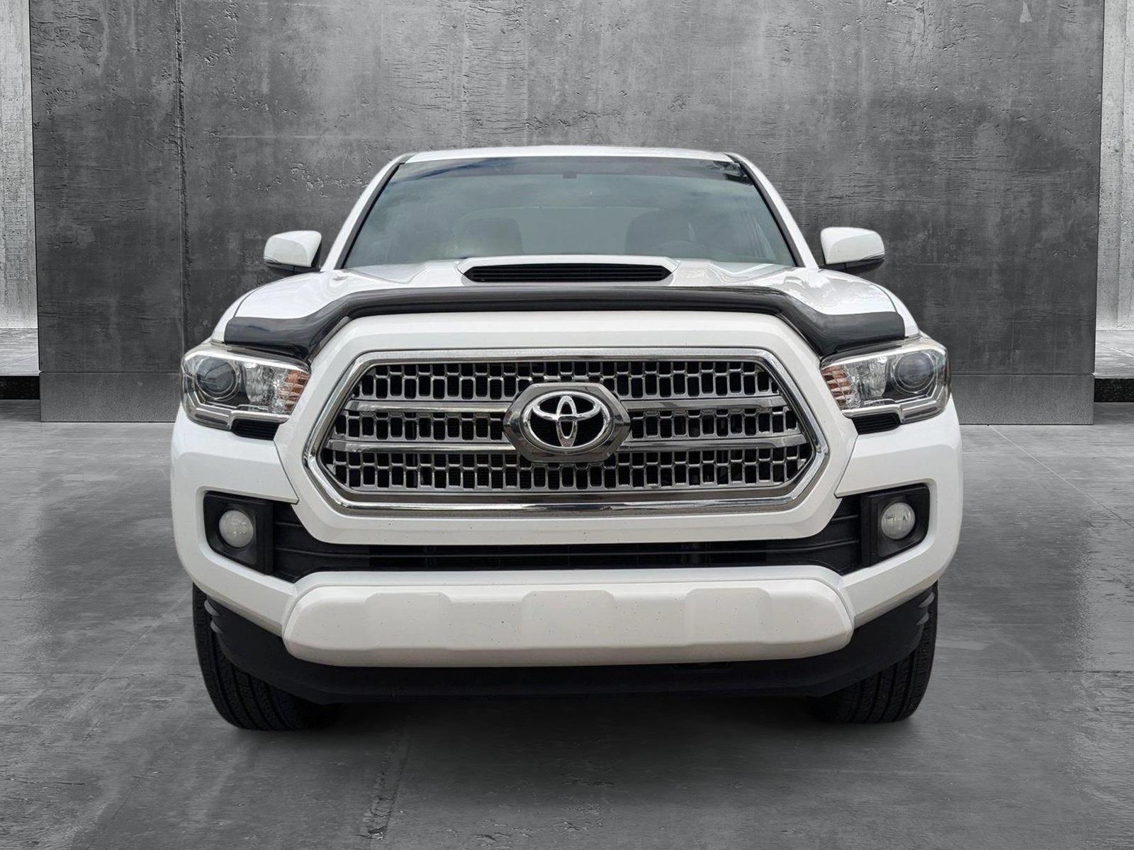 2017 Toyota Tacoma Vehicle Photo in Winter Park, FL 32792