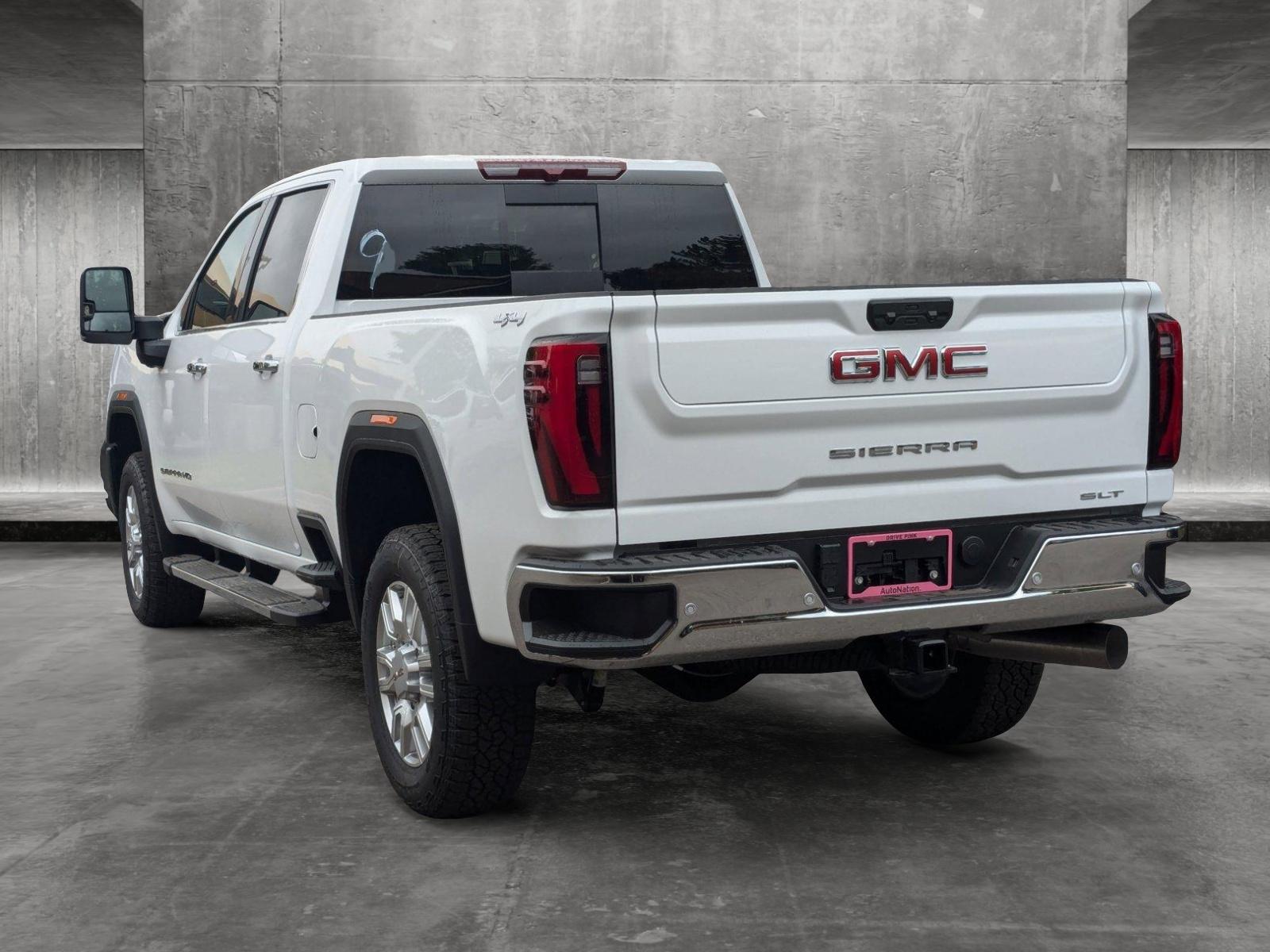 2024 GMC Sierra 2500 HD Vehicle Photo in LONE TREE, CO 80124-2750