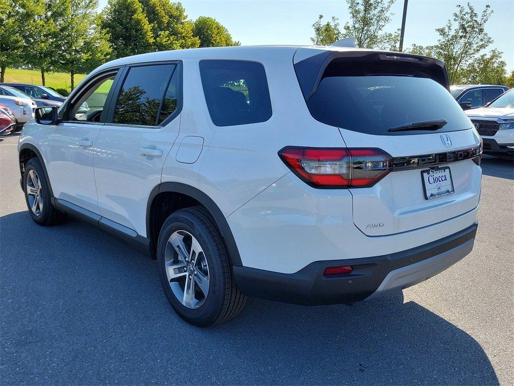 2025 Honda Pilot Vehicle Photo in Muncy, PA 17756