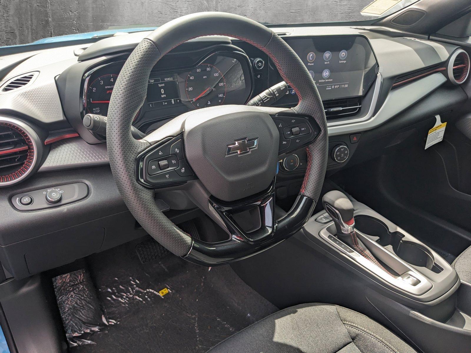 2025 Chevrolet Trax Vehicle Photo in GREENACRES, FL 33463-3207