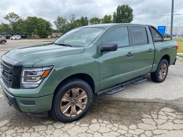 Used 2024 Nissan Titan SV with VIN 1N6AA1ED7RN113010 for sale in Dexter, MO