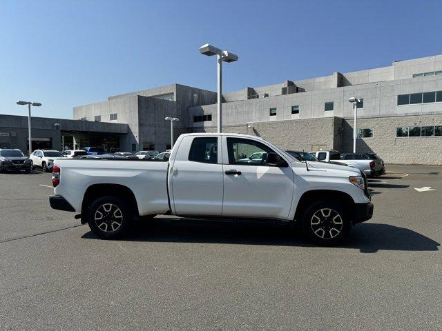 2017 Toyota Tundra 4WD Vehicle Photo in Flemington, NJ 08822