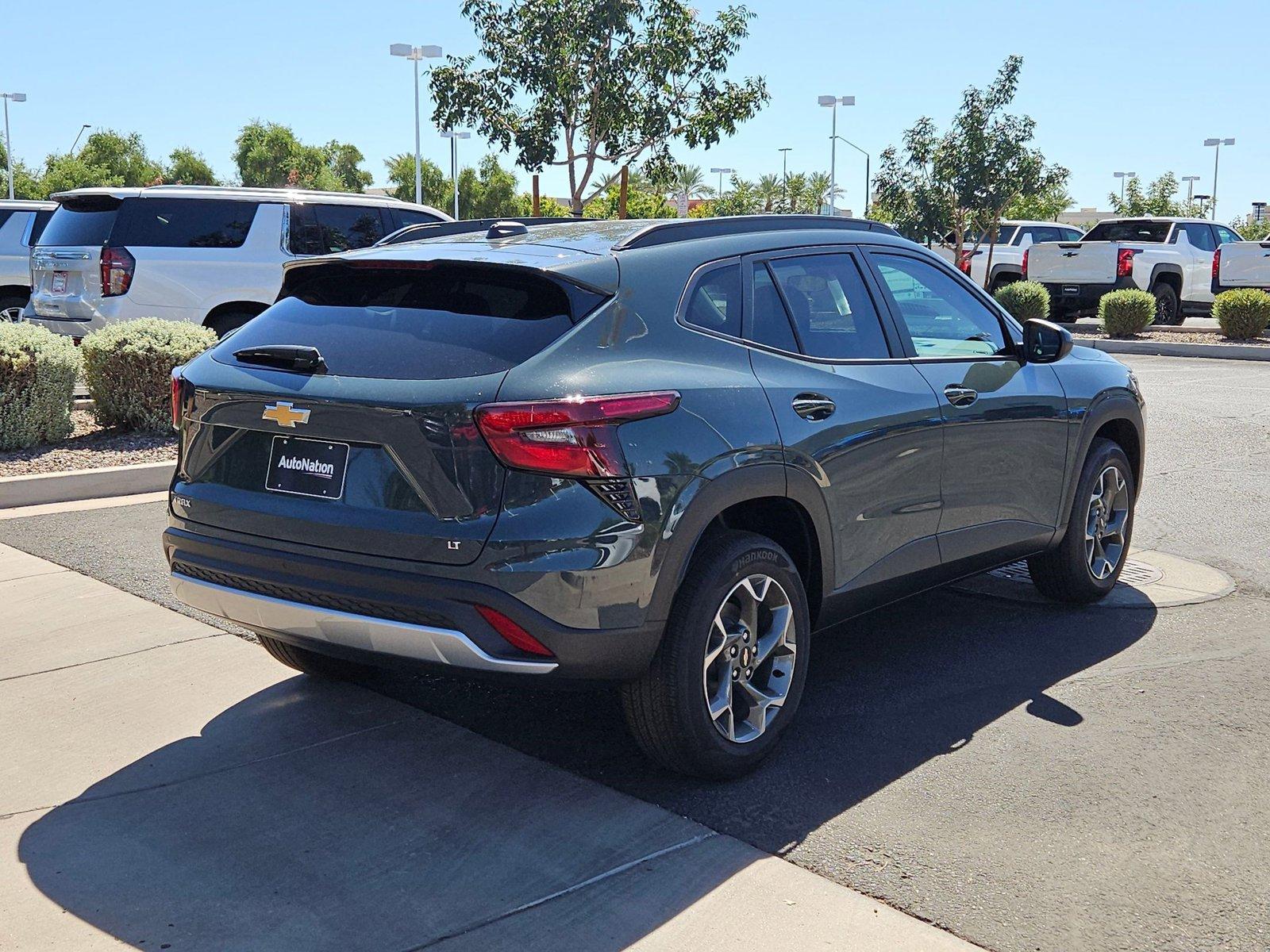 2025 Chevrolet Trax Vehicle Photo in GILBERT, AZ 85297-0446