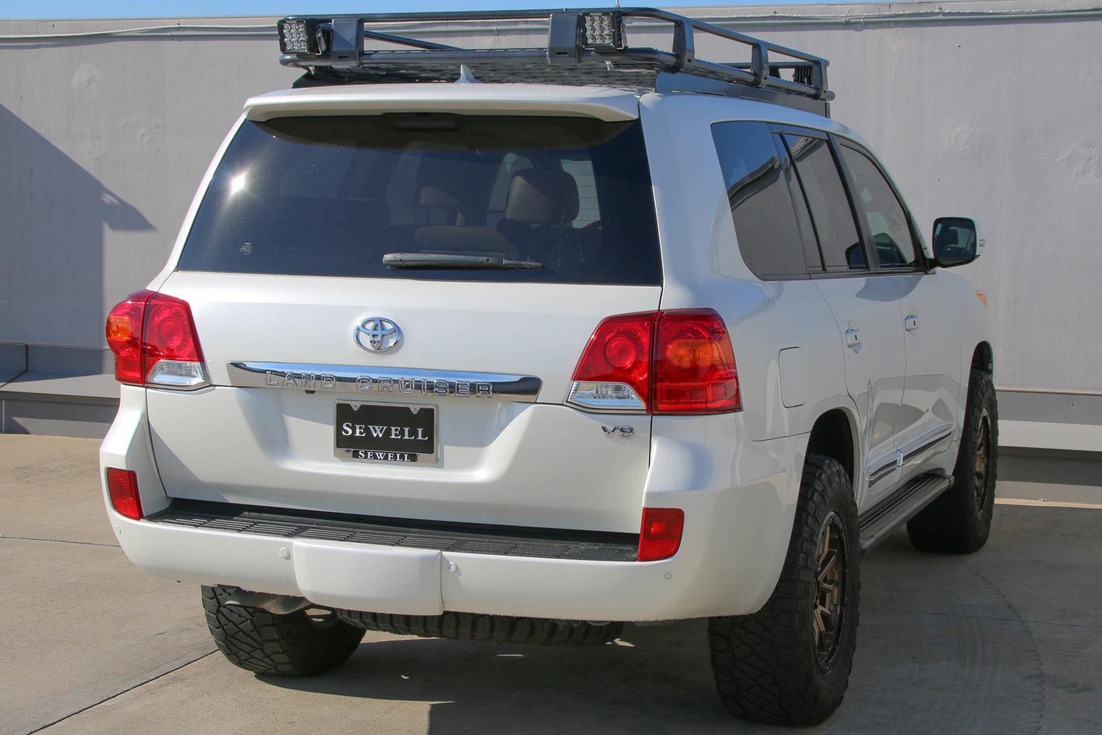 2013 Toyota Land Cruiser Vehicle Photo in SUGAR LAND, TX 77478