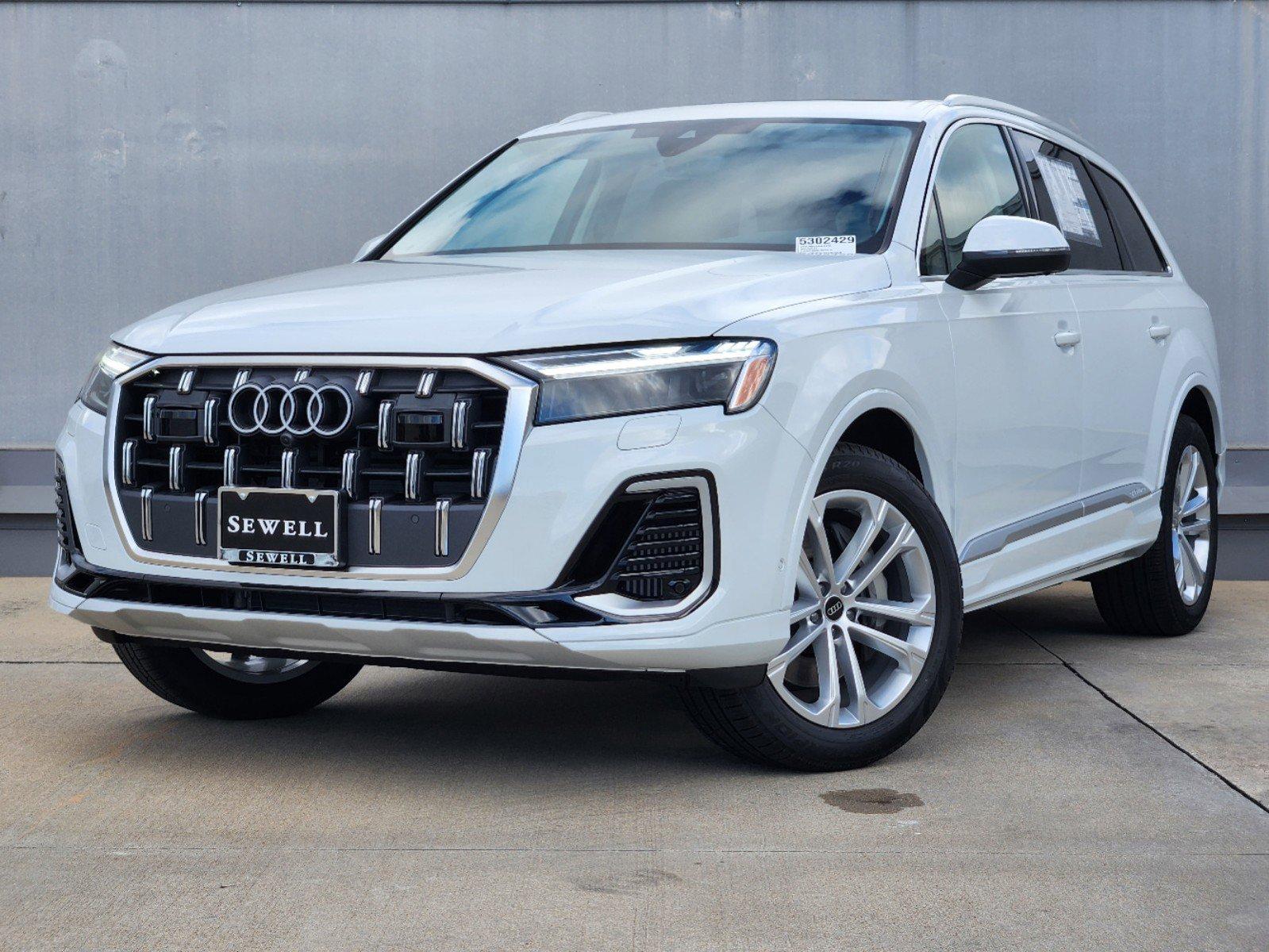 2025 Audi Q7 Vehicle Photo in SUGAR LAND, TX 77478