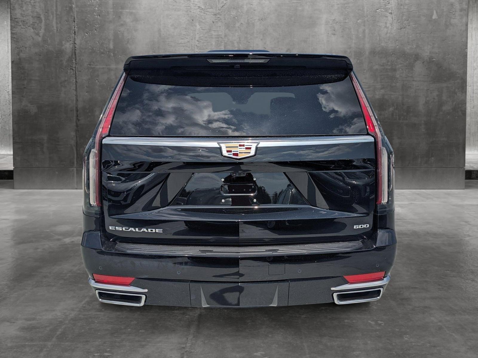 2024 Cadillac Escalade Vehicle Photo in WEST PALM BEACH, FL 33407-3296