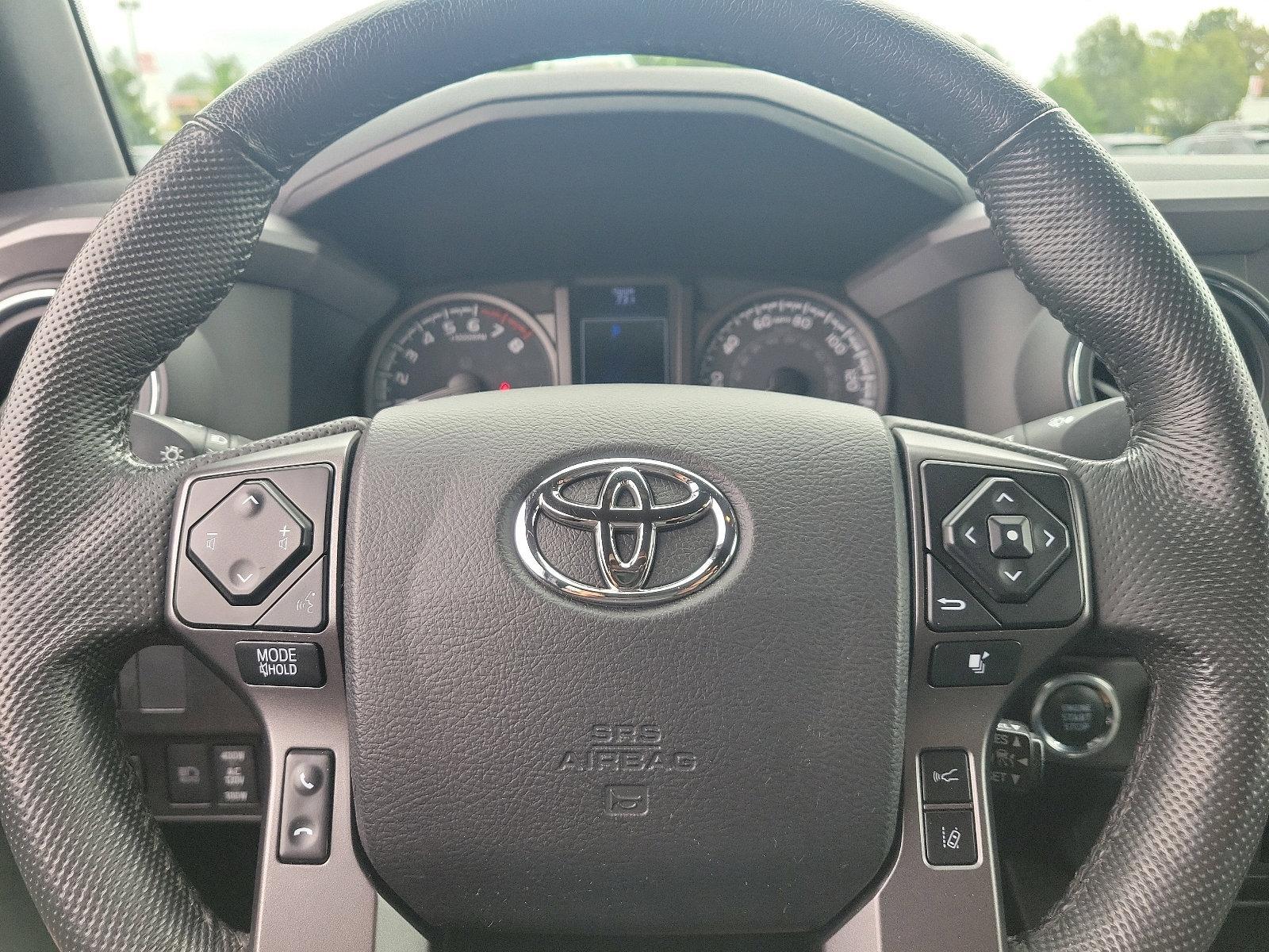 2022 Toyota Tacoma 4WD Vehicle Photo in Trevose, PA 19053