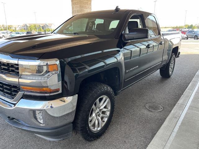 Used 2016 Chevrolet Silverado 1500 LT with VIN 1GCVKRECXGZ384897 for sale in Groveport, OH