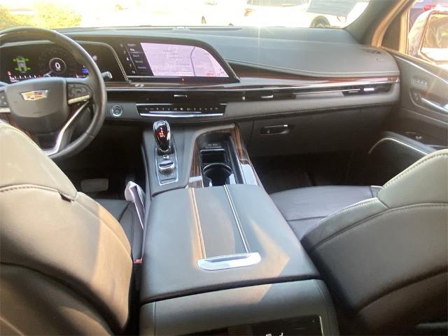 2023 Cadillac Escalade Vehicle Photo in GOODYEAR, AZ 85338-1310