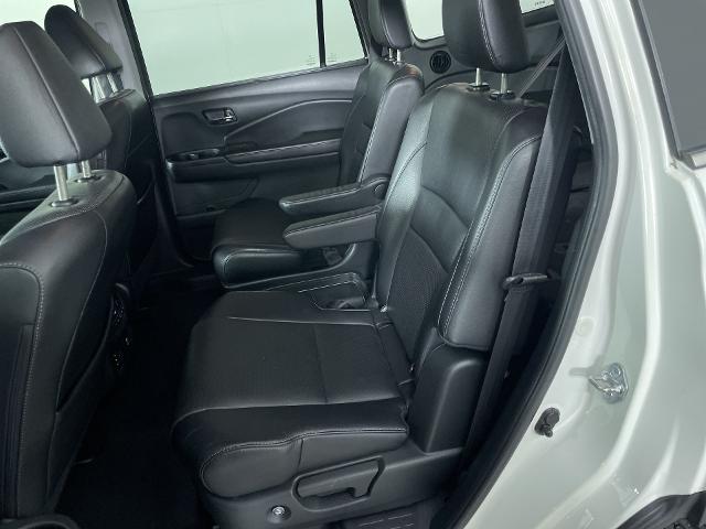 2017 Honda Pilot Vehicle Photo in GILBERT, AZ 85297-0402