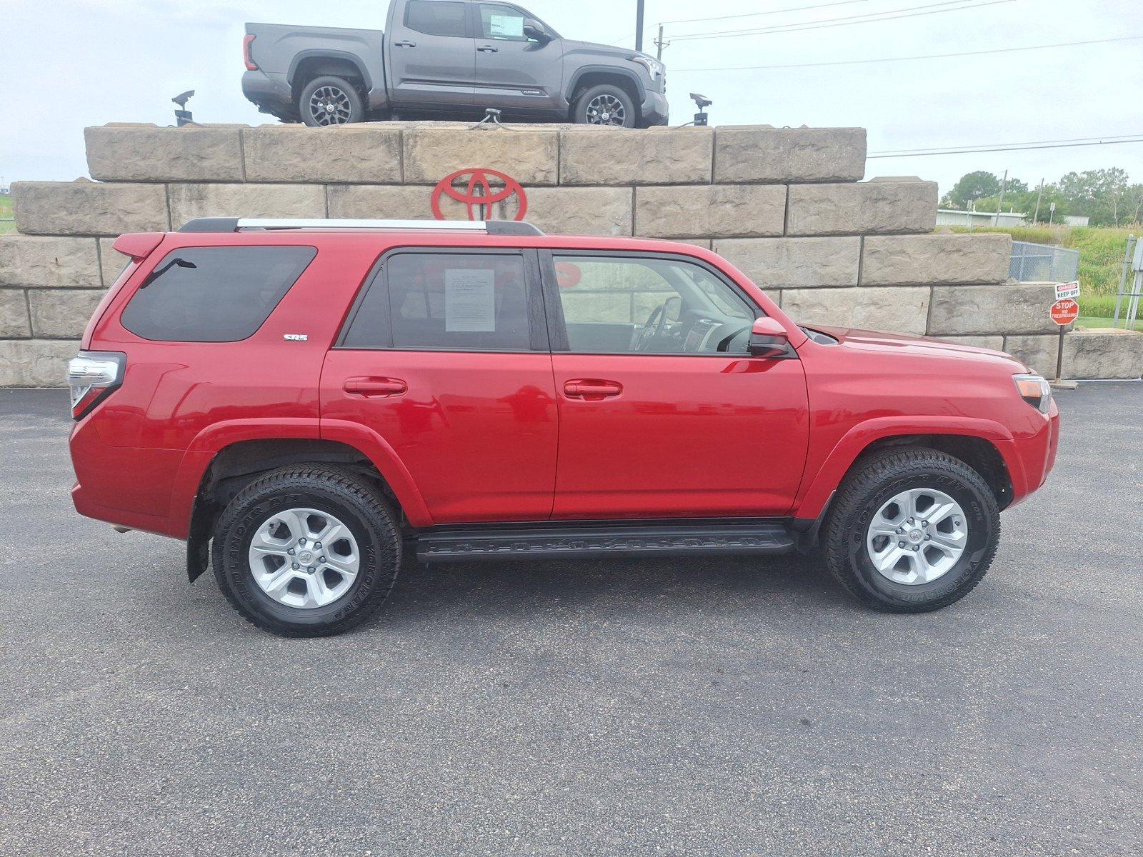 2021 Toyota 4Runner Vehicle Photo in Cedar Rapids, IA 52402