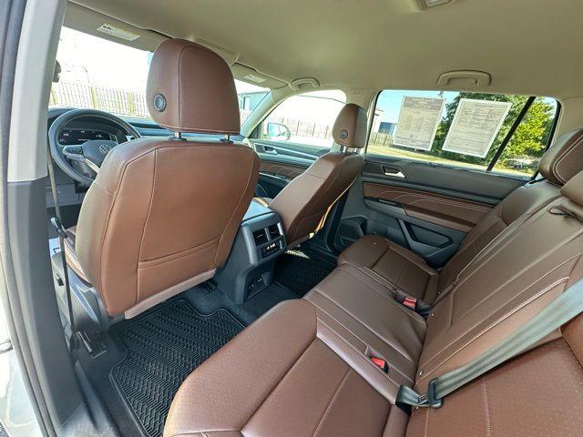 2022 Volkswagen Atlas Vehicle Photo in TUPELO, MS 38801-6508