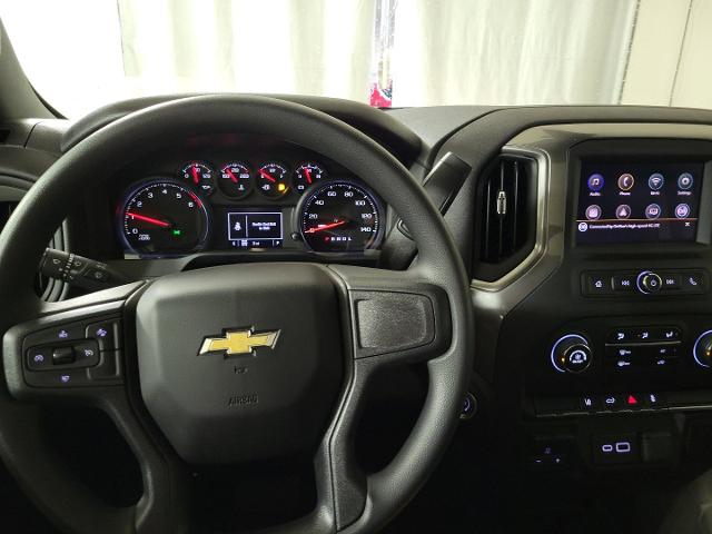 2024 Chevrolet Silverado 2500 HD Vehicle Photo in JOLIET, IL 60435-8135