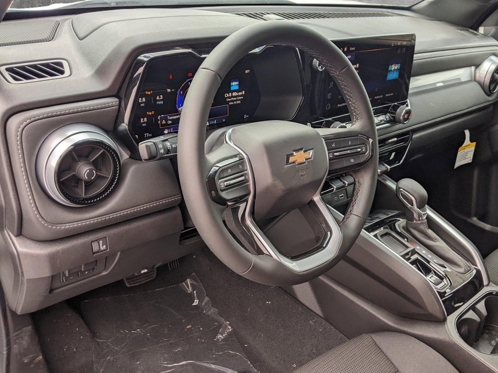 2024 Chevrolet Colorado Vehicle Photo in PEMBROKE PINES, FL 33024-6534