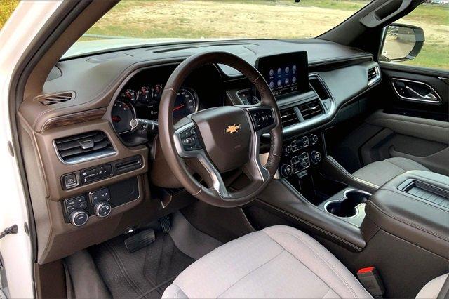 2023 Chevrolet Suburban Vehicle Photo in KANSAS CITY, MO 64114-4502