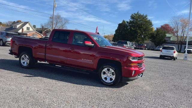 Used 2018 Chevrolet Silverado 1500 LT with VIN 3GCUKREC0JG498992 for sale in Millersburg, PA