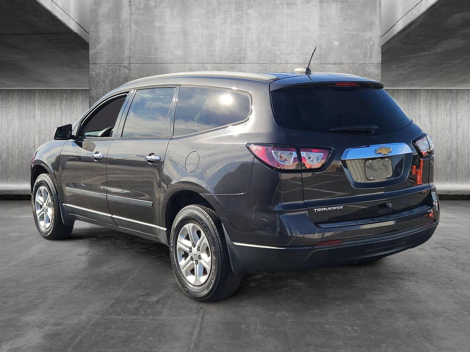 2017 Chevrolet Traverse Vehicle Photo in GILBERT, AZ 85297-0446