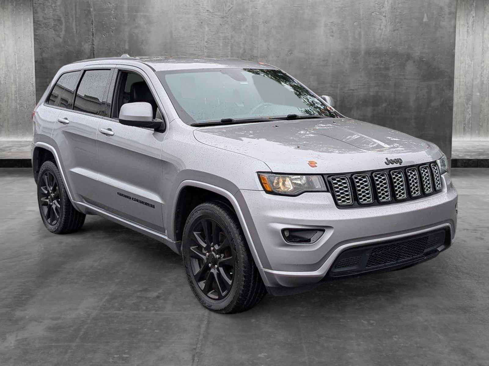 2018 Jeep Grand Cherokee Vehicle Photo in Panama City, FL 32401