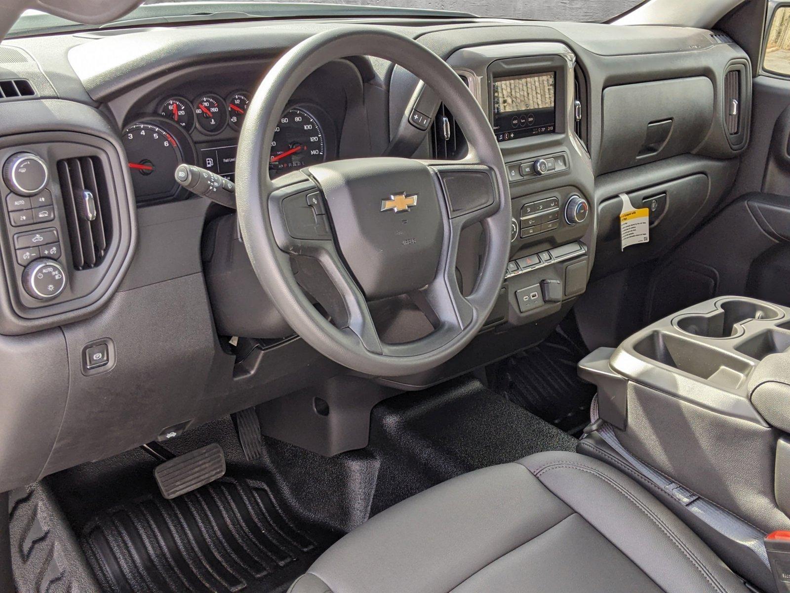 2024 Chevrolet Silverado 1500 Vehicle Photo in TIMONIUM, MD 21093-2300