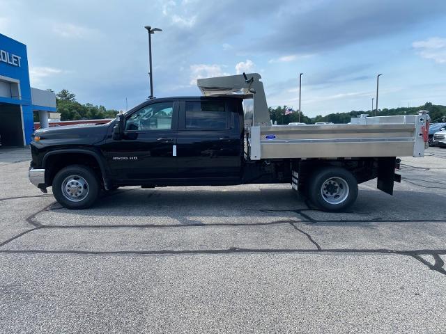 2024 Chevrolet Silverado 3500 HD CC Vehicle Photo in HUDSON, MA 01749-2782