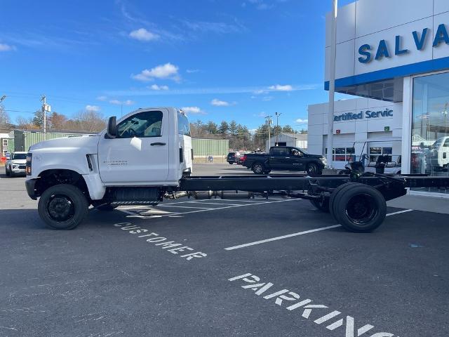 2024 Chevrolet Silverado Chassis Cab Vehicle Photo in GARDNER, MA 01440-3110